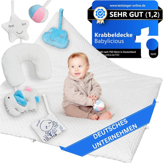 Krabbeldecke mit Kuscheltieren