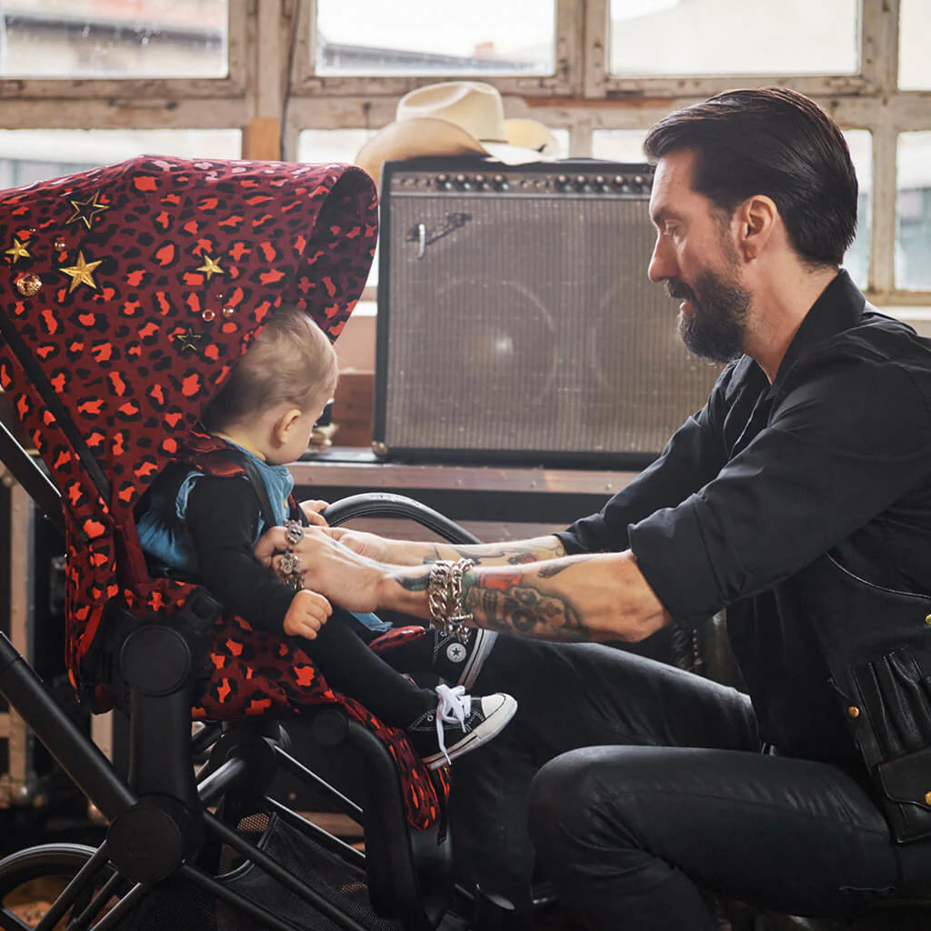 Cybex Priam Kombi-Kinderwagen Rockstar Edition + Fußsack